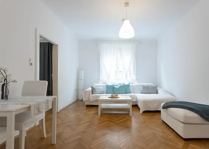 Center Operastreet "italy" Apartamento *